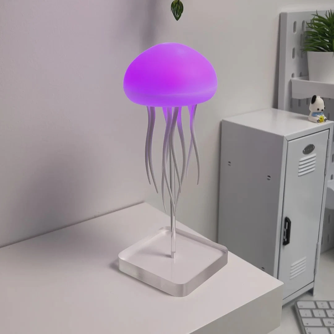Lunaris's Dancing Jellyfish Lamp