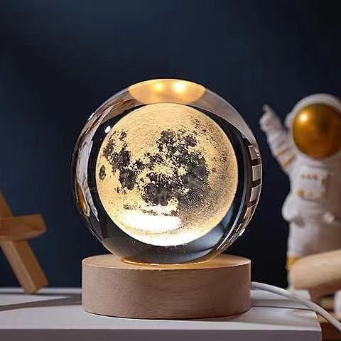 Lunaris Crystal Lamp